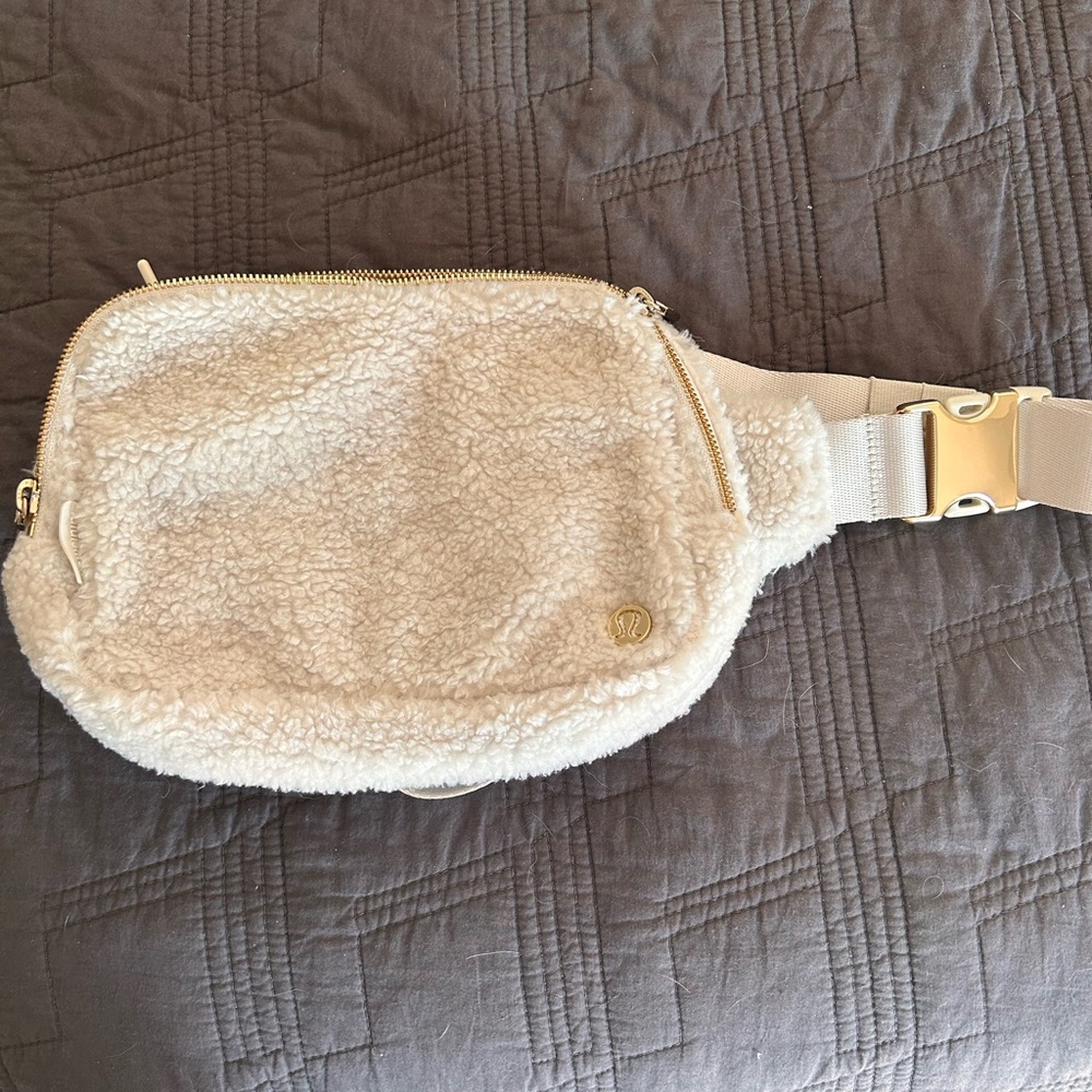 Lululemon Fleece Belt Bag.